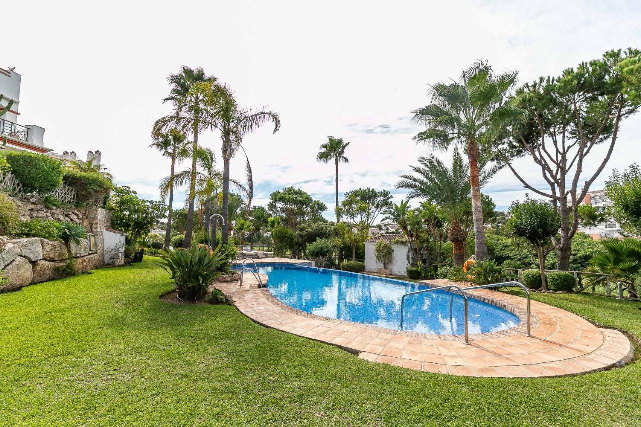 Sur Suites Miraflores Sitio de Calahonda Luaran gambar