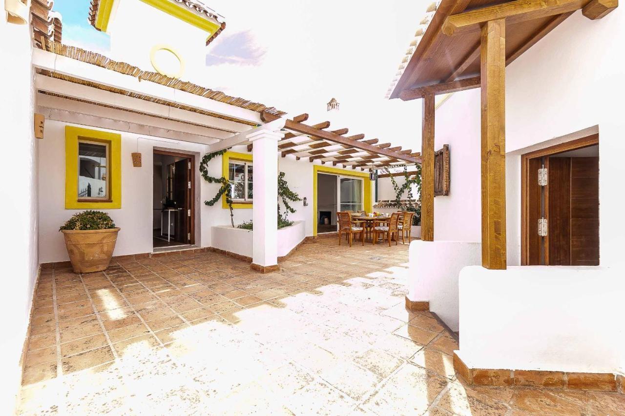 Sur Suites Miraflores Sitio de Calahonda Luaran gambar